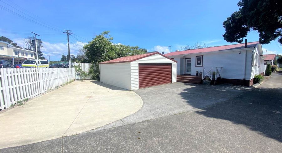  at 119 Bolton Street, Blockhouse Bay, Auckland
