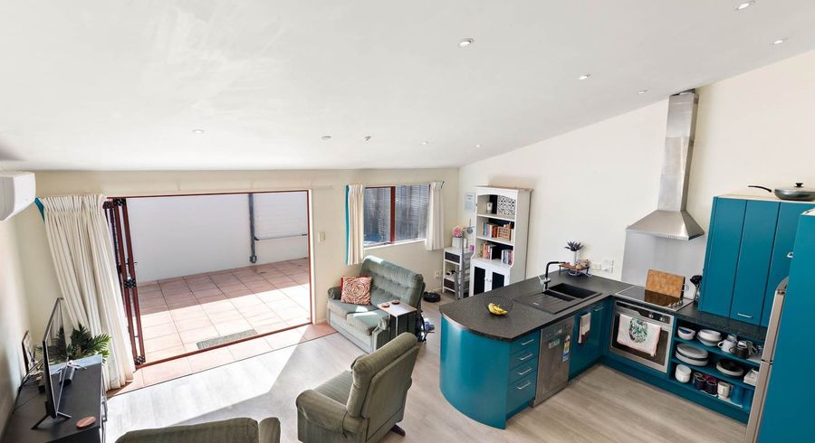  at 33B Florence Avenue, Orewa, Rodney, Auckland