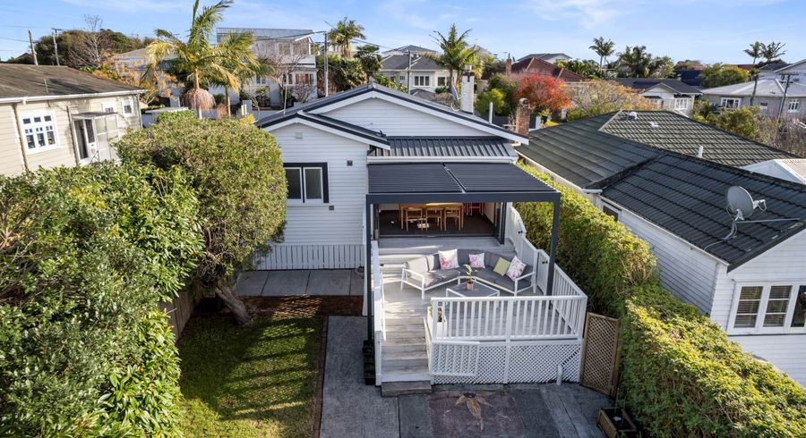  at 14 Sunny Brae Crescent, Westmere, Auckland
