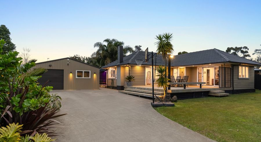  at 4 Holman Road, Te Atatu Peninsula, Waitakere City, Auckland