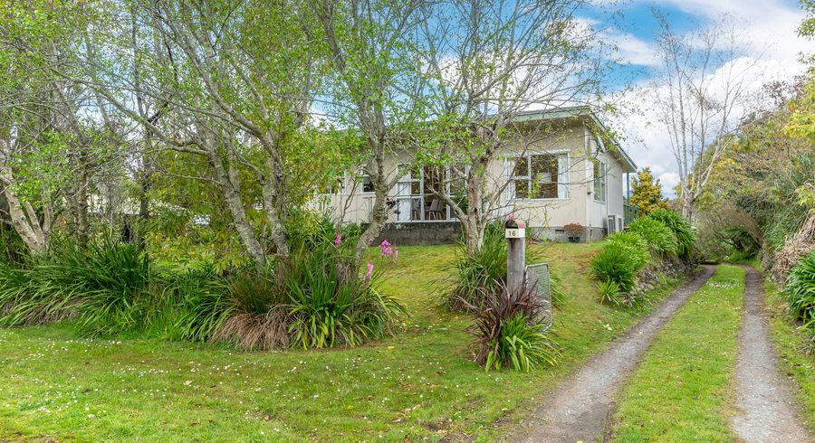  at 16 Kokako Road, Otaihanga, Paraparaumu