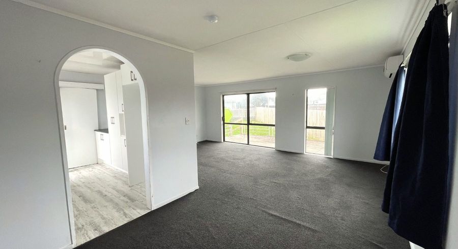  at 76 Shifnal Drive, Randwick Park, Manukau City, Auckland