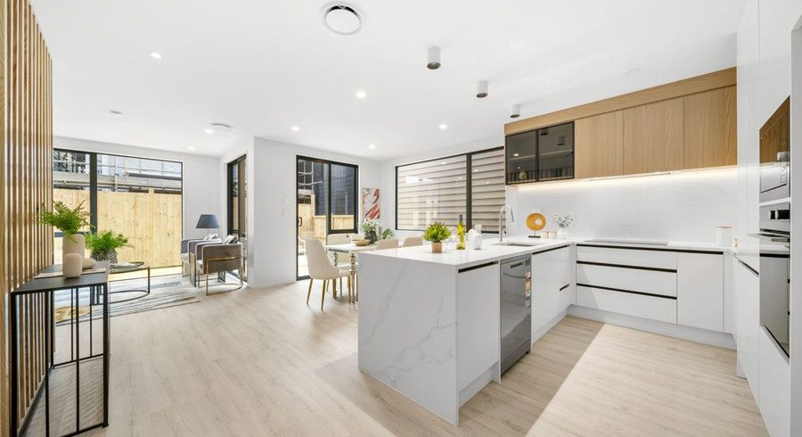  at 102B Te Oneroa Way, Long Bay, North Shore City, Auckland