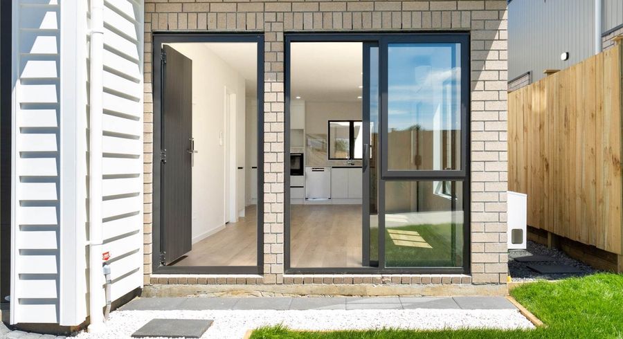  at Lot 4, 140 Kolmar Road, Papatoetoe, Manukau City, Auckland