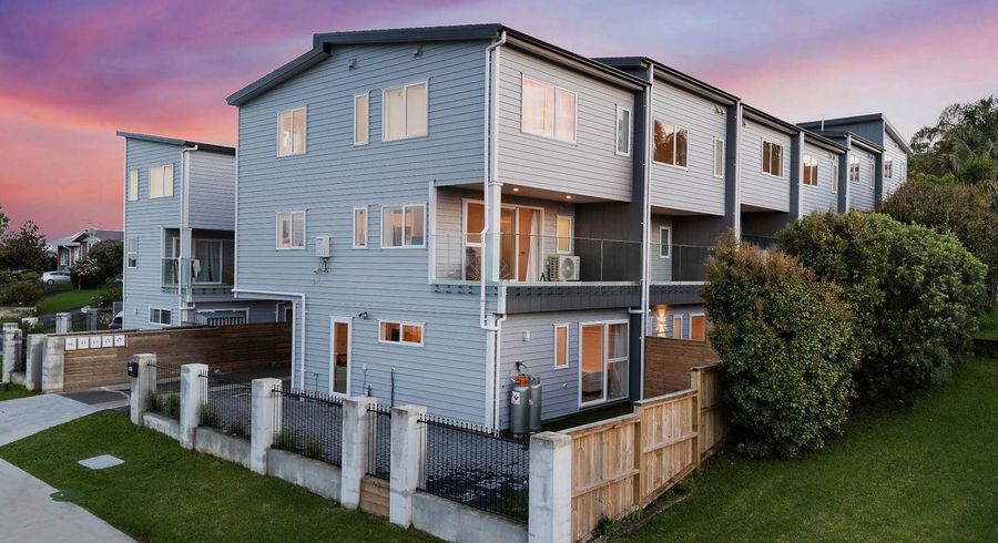  at 7D Liston Street, Northcote, North Shore City, Auckland