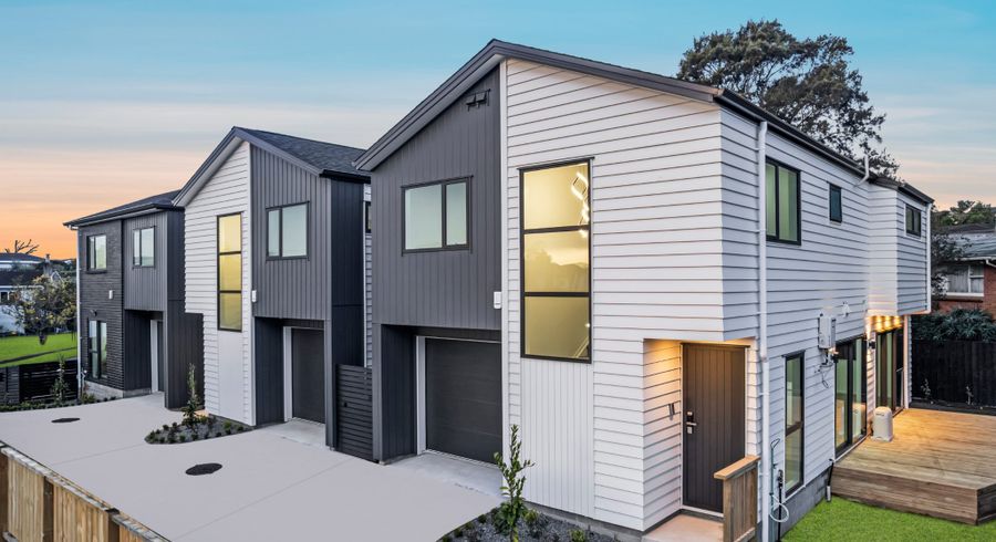  at 5A & 5B Janine Place, Bucklands Beach, Manukau City, Auckland