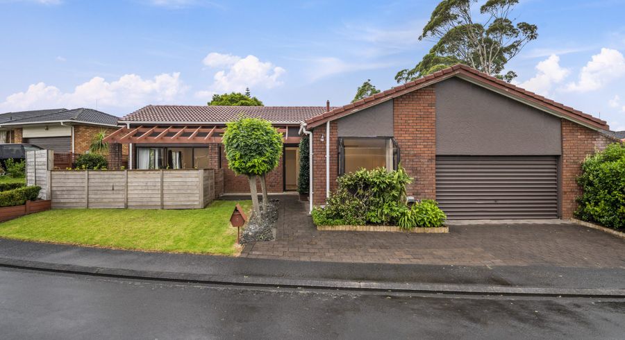  at 4 Bosnyak Drive, Te Atatu South, Waitakere City, Auckland