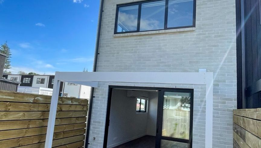  at 13 Whanui Place, Mangere Bridge, Auckland