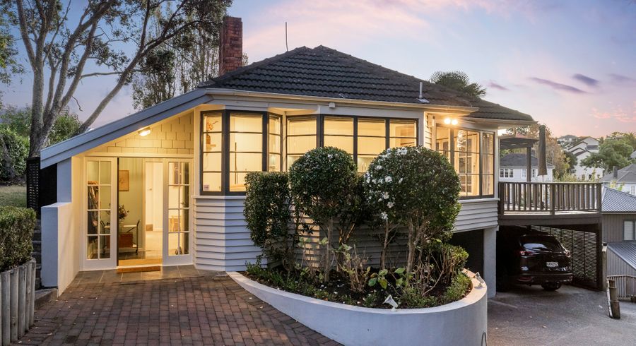  at 38 Godden Crescent, Mission Bay, Auckland