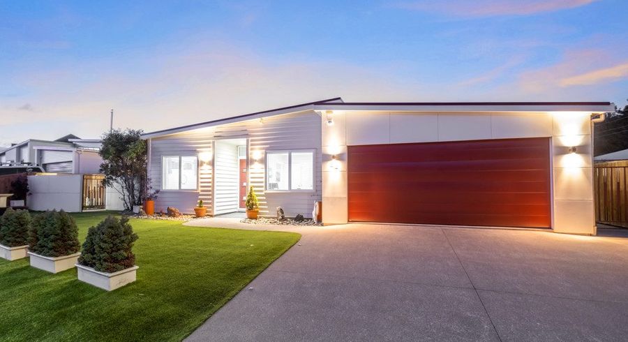 at 61 James Cook Drive, Whitby, Porirua