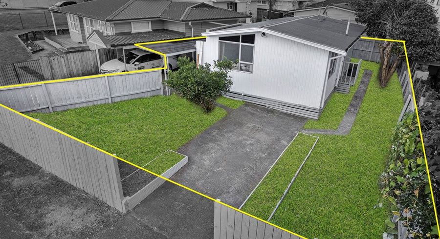  at 2/2 Dagenham Street, Manurewa, Manukau City, Auckland