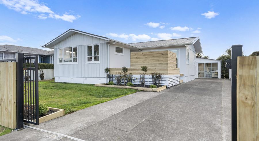  at 9 Cooper Crescent, Otara, Manukau City, Auckland