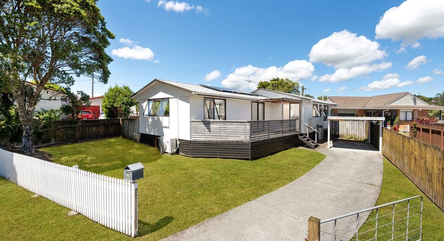  at 6 Posa Avenue, Henderson, Waitakere City, Auckland