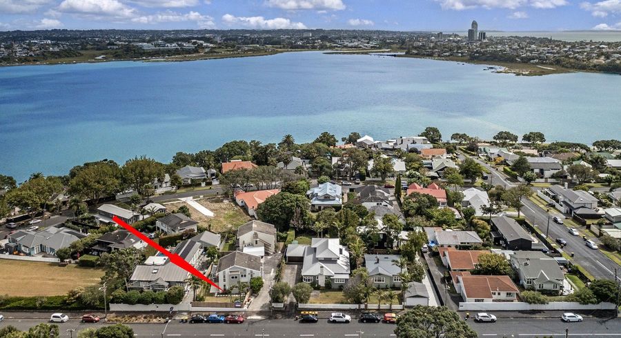  at 1/8 Bayswater Avenue, Bayswater, North Shore City, Auckland