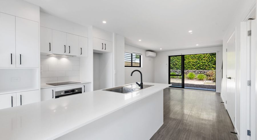  at 26 Whakahui Lane, Mangere Bridge, Manukau City, Auckland