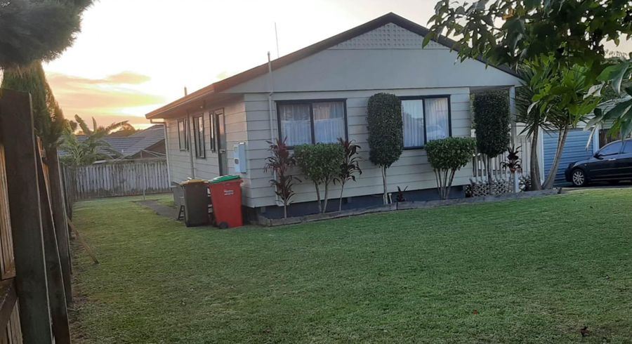  at 8 Rhine Place, Manurewa, Manukau City, Auckland
