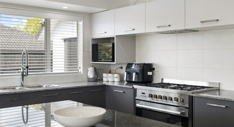  at 4 Rivoli Place, Karaka, Franklin, Auckland