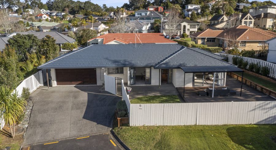  at 5 Wineberry Place, Albany, North Shore City, Auckland