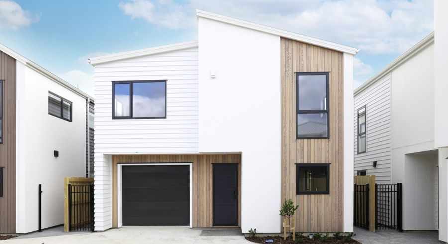  at 745-747 Fergusson Drive, Elderslea, Upper Hutt, Wellington