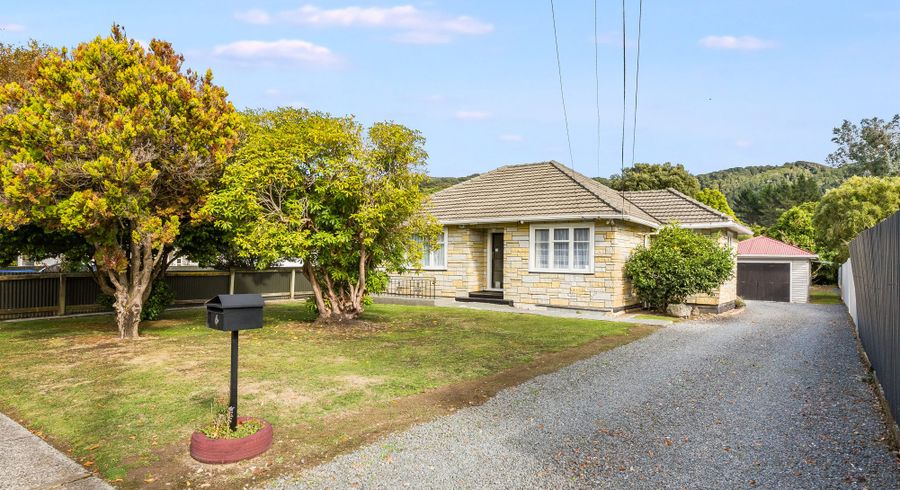  at 6 Wood Street, Wainuiomata, Lower Hutt