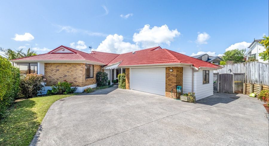  at 6 Dorrington Place, Eastern Beach, Manukau City, Auckland