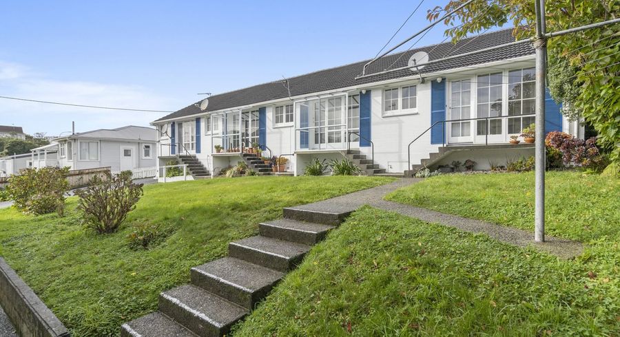  at 300 Karori Rd, Karori, Wellington