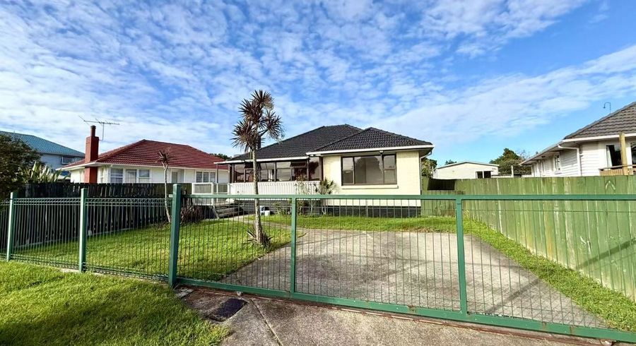  at 6 Durham Street, Te Atatu Peninsula, Waitakere City, Auckland