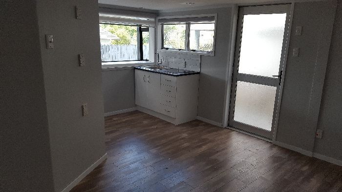  at 1  Glenbervie Cres, Massey, Waitakere City, Auckland