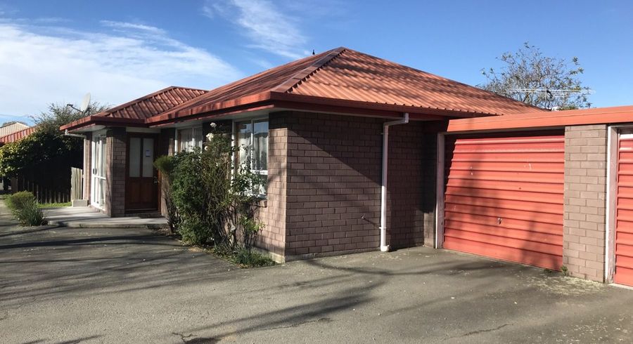  at 2/42 Division Street, Riccarton, Christchurch City, Canterbury