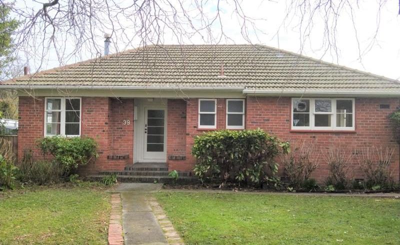  at 39 Park Road, West End, Palmerston North, Manawatu / Whanganui