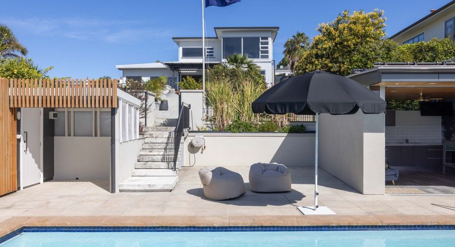  at 12 George Street, Hospital Hill, Napier, Hawke's Bay