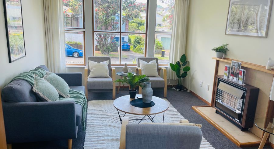  at 70 Franklyn Road, Tawa, Wellington