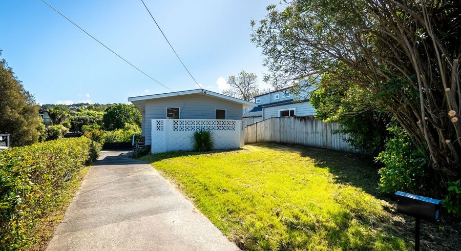  at 292 Beach Road, Campbells Bay, North Shore City, Auckland