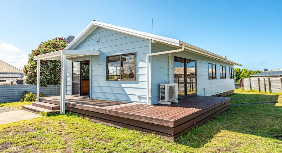  at 35 Cross Street, Castlecliff, Whanganui, Manawatu / Whanganui