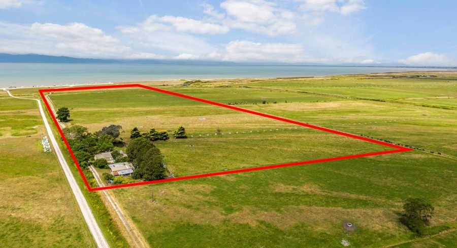  at 453 East Coast Road, Kaiaua, Franklin, Auckland