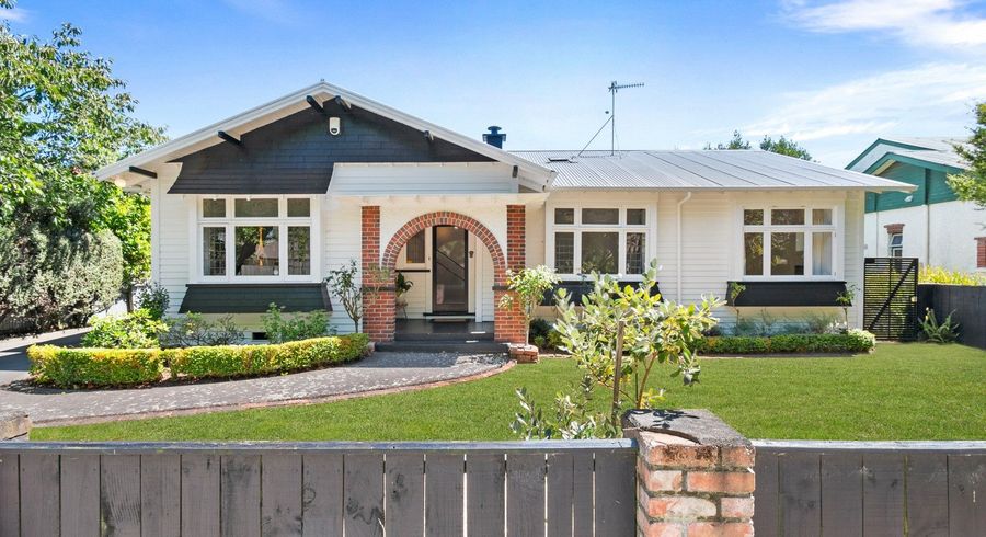  at 27 Stanley Avenue, Palmerston North, Palmerston North