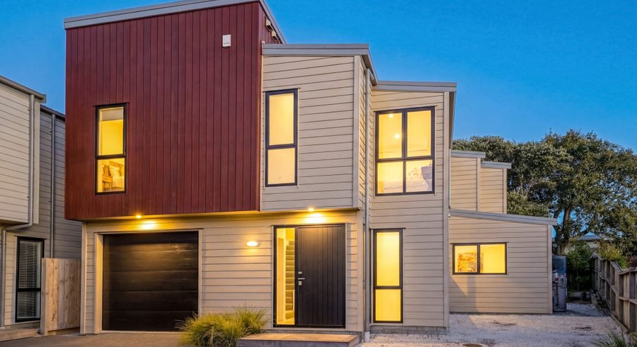  at 6D Pax Avenue, Forrest Hill, North Shore City, Auckland