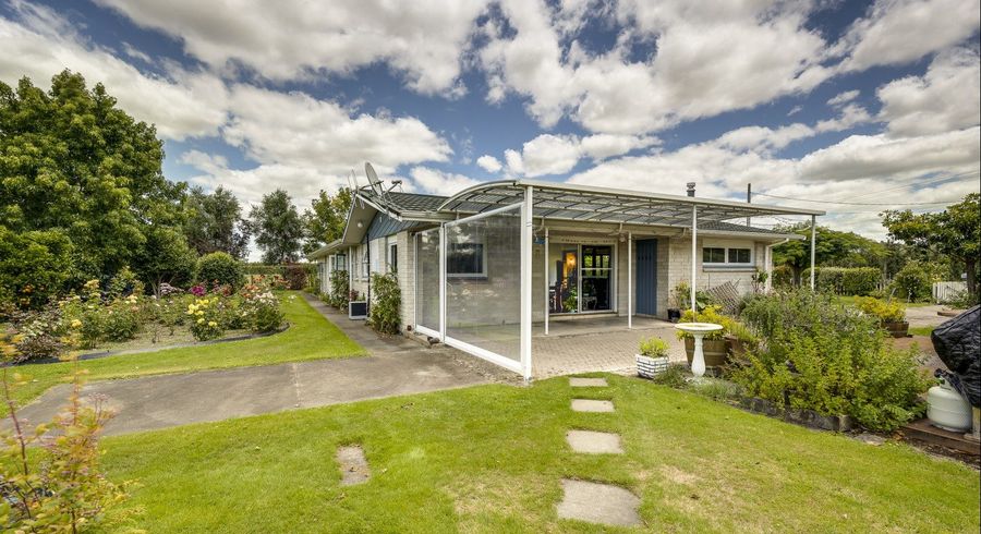  at 68 Hill Road, Twyford, Hastings