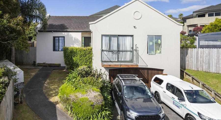  at 12 Astelia Place, Goodwood Heights, Manukau City, Auckland