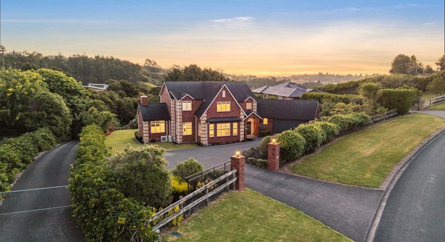  at 16 Michael Bosher Way, Flat Bush, Manukau City, Auckland