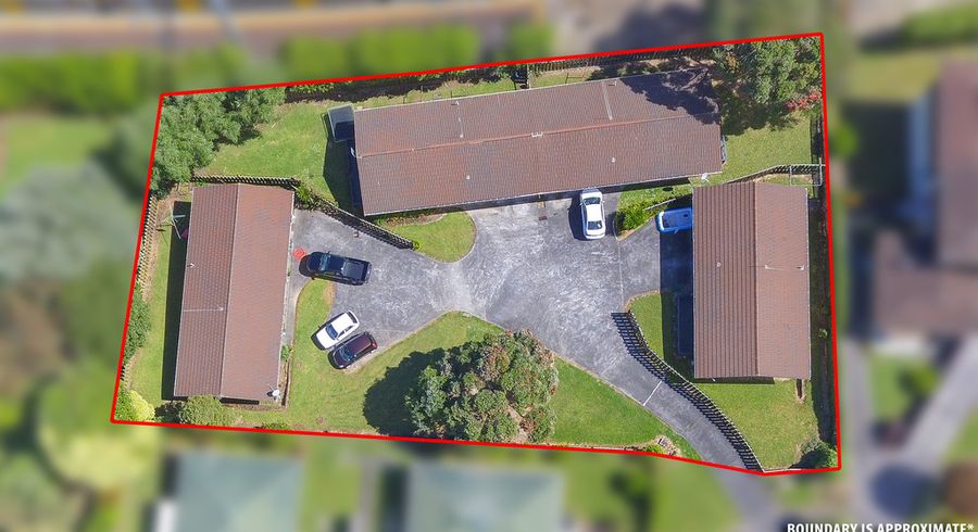 at 30 Faith Bullock Place, New Lynn, Auckland
