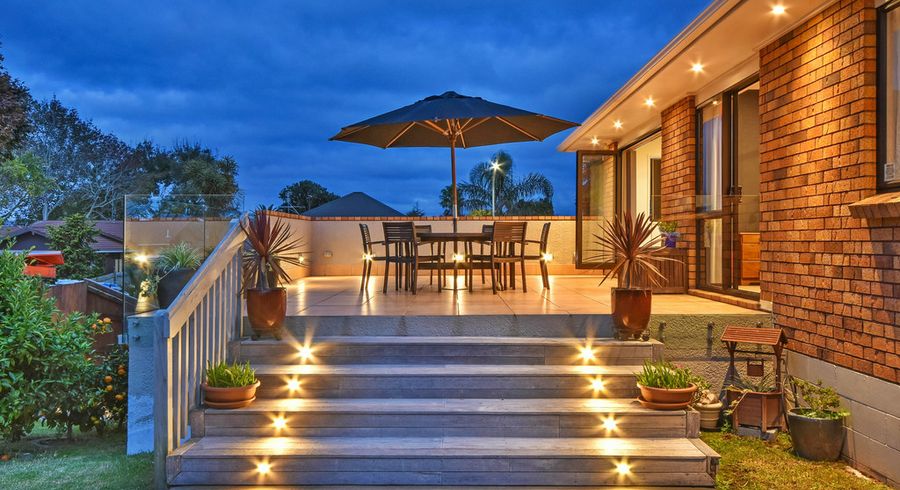  at 2 Jessika Place, Conifer Grove, Takanini