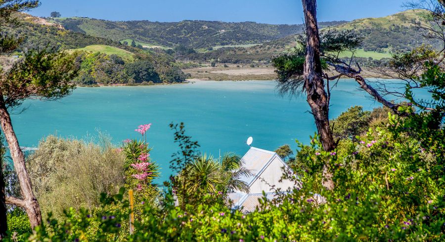  at 13 Albert Crescent, Ostend, Waiheke Island