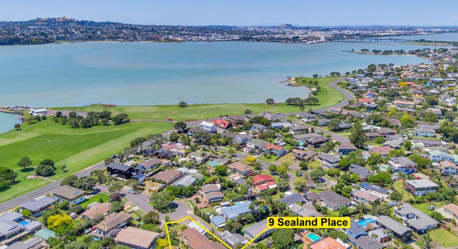  at 9 Sealand Place, Mangere Bridge, Auckland