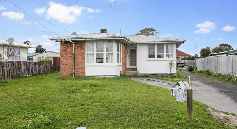  at 3 Grundy Place, Otara, Auckland