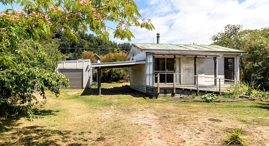  at 257 Sandy Bay-Marahau Road, Marahau