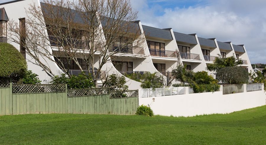  at 6/22 Salisbury Street, Herne Bay, Auckland