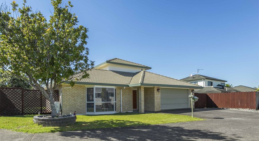  at 15 Fremantle Place, Pakuranga Heights, Auckland