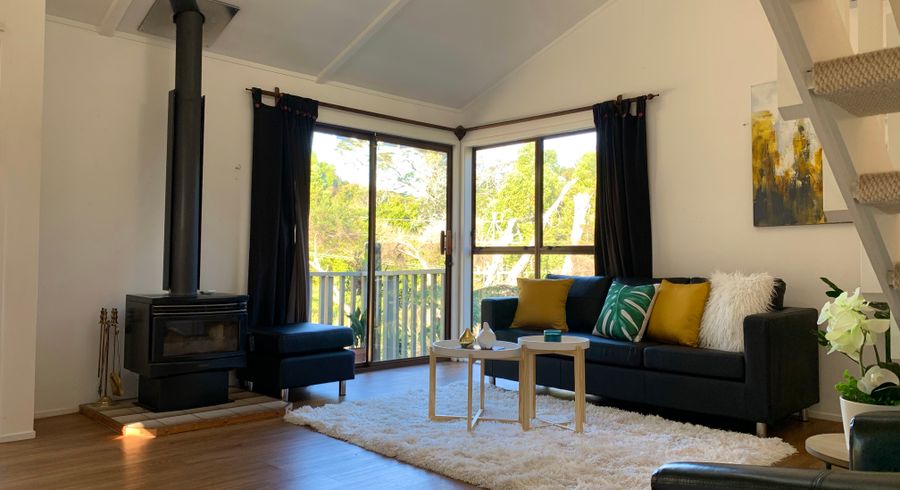  at 2/39 Brunton Place, Glenfield, Auckland