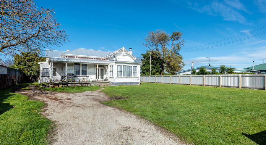  at 678 GLADSTONE ROAD, Te hapara, Gisborne